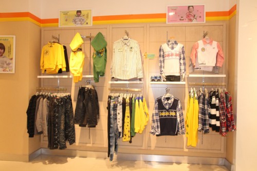 卡西龙鞋帽店铺展示