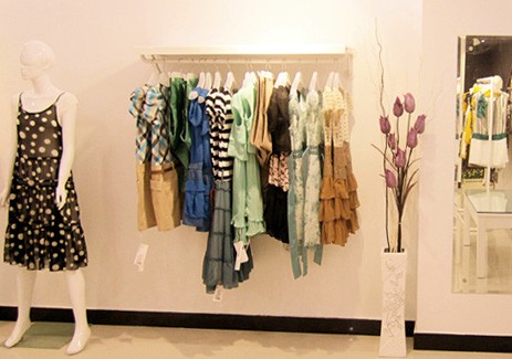 iisa亿姗女装店铺展示