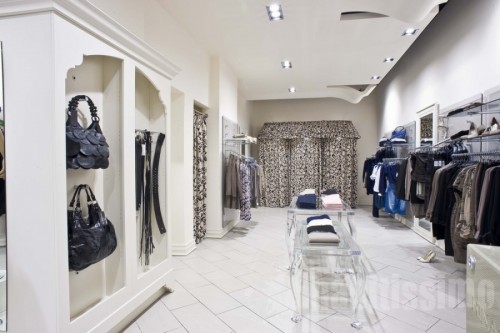 琳娜希曼朵女装店铺展示