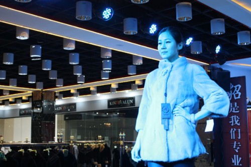 金帝威伦女装店铺展示