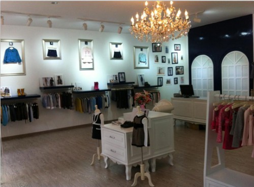 威格璐丝童装店铺形象