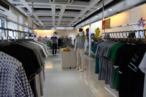 喜登威男装店铺展示