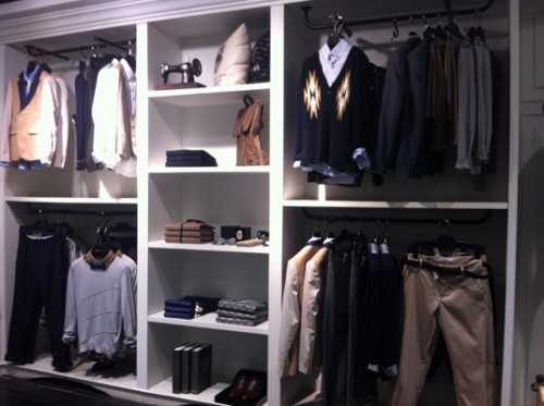 易构男装店铺形象