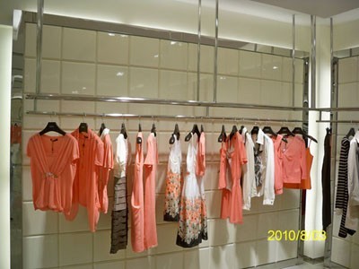 时尚主播女装店铺形象