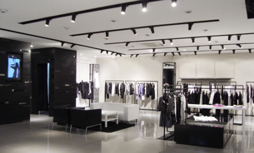 瑞琦女装店铺展示