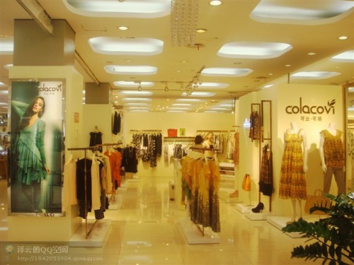 可兰可薇女装店铺展示