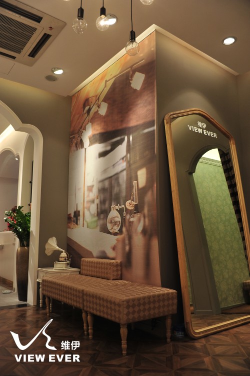 维伊女装店铺展示