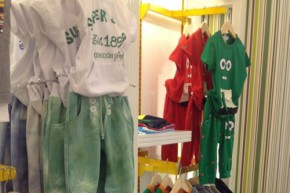 宝贝丫榜样童装店铺