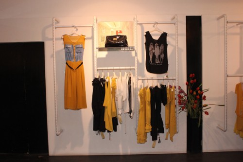 本末女装店铺展示