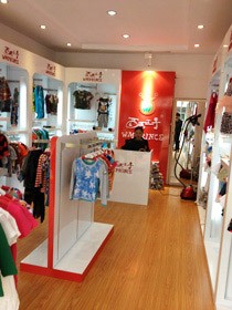 西瓜王子童装店铺形象