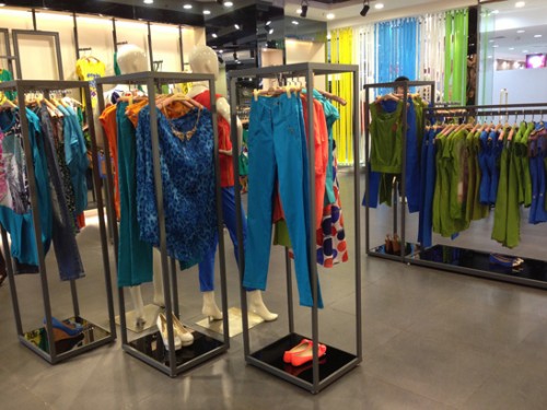 Freegirl女装店铺形象