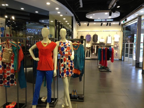 Freegirl女装店铺形象