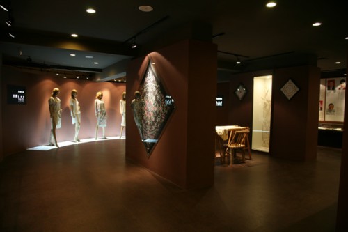 金台绣内衣店铺展示