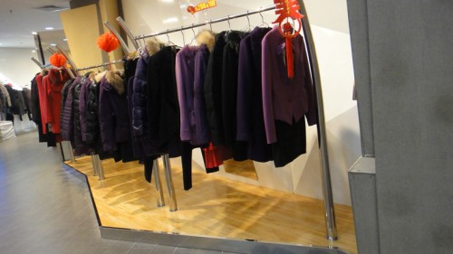 艺术空间女装店铺展示