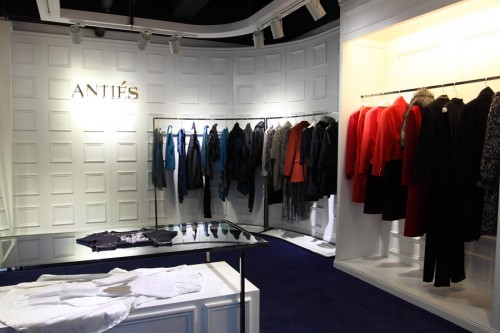 ANTIES女装店铺展示