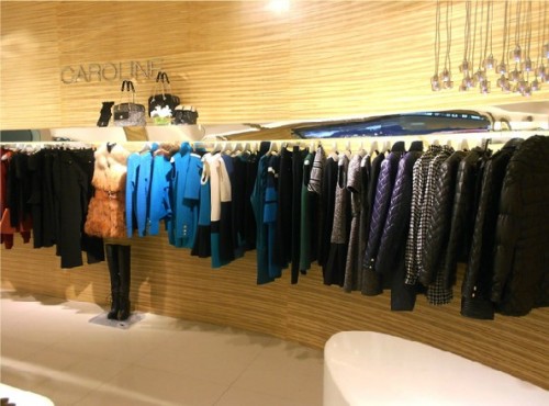 卡洛琳女装店铺展示