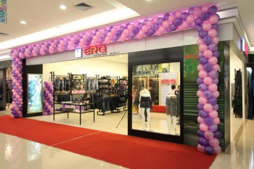 ERQ牛仔店铺展示