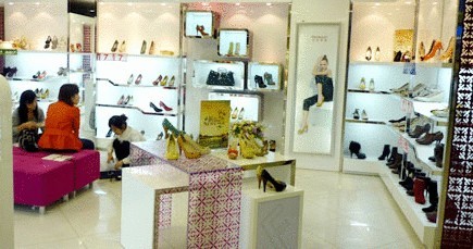 FREEBEAUTY鞋帽店铺形象