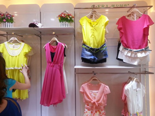 淑女日记女装店铺形象