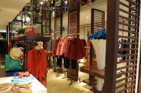 易菲 - YIFINI店铺