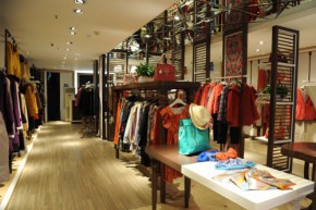 易菲 - YIFINI店铺