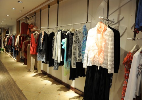 易菲女装店铺展示