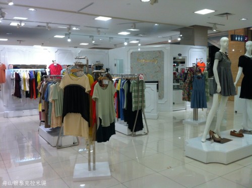 米祖女装店铺展示