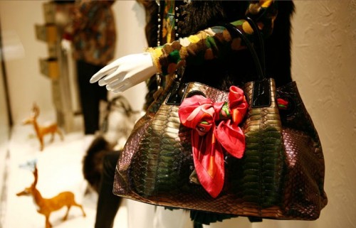 艾时依女装店铺展示