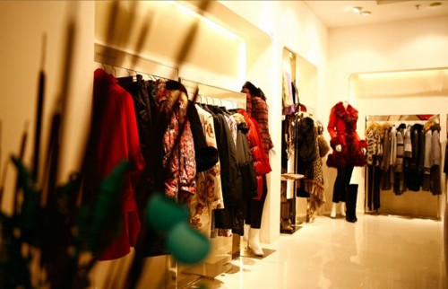 艾时依女装店铺展示
