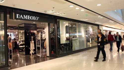 丹比奴女装店铺展示