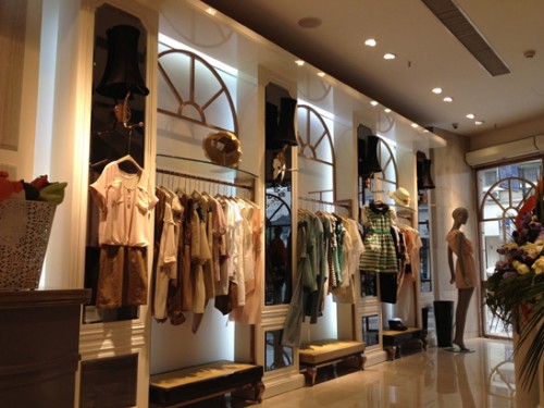 欧珂女装店铺展示