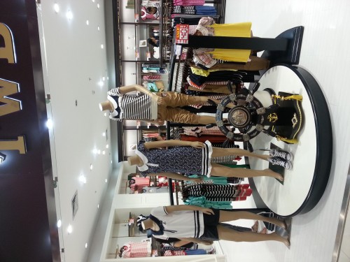 ToonieWoonieBear女装店铺形象