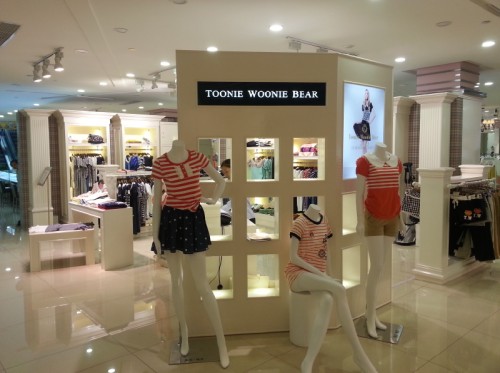 ToonieWoonieBear女装店铺形象