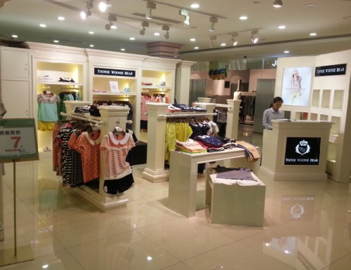 ToonieWoonieBear女装店铺形象