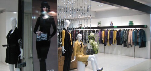 艾西奴女装店铺形象