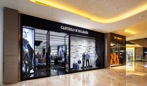 C.H男装店铺展示