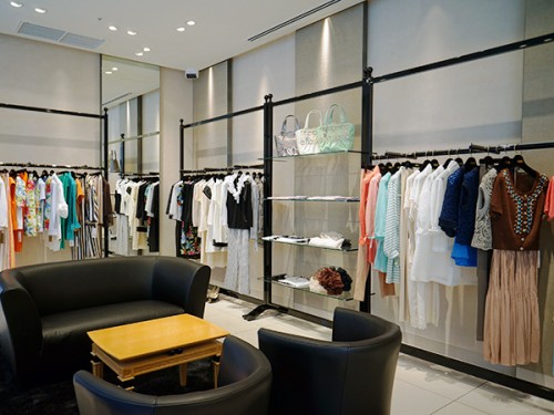 花井幸子女装店铺形象