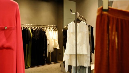 NeitherNor女装店铺展示