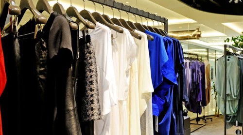 NeitherNor女装店铺展示