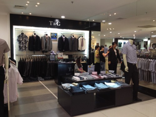 南亚国际男装店铺形象