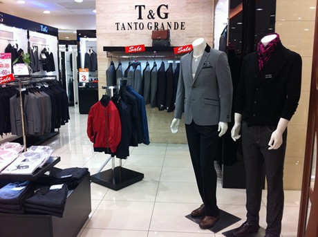 南亚国际男装店铺形象