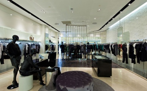 尹默IMMOBILE店铺展示