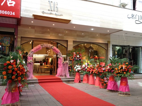 XG雪歌女装店铺展示