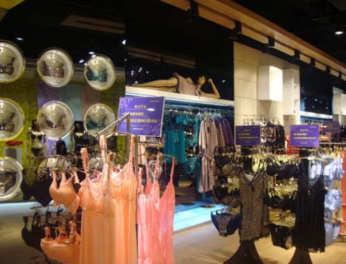 立美力内衣店铺形象