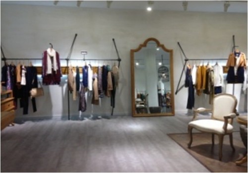 XG雪歌女装店铺展示