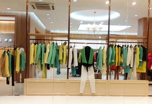 塔她女装店铺形象