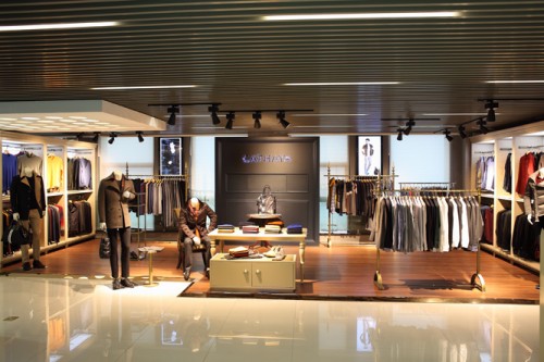 凯喜雅男装店铺展示