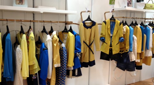 伊纳芙女装店铺展示