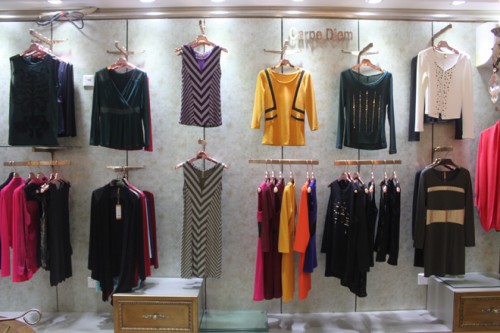 黛恩女装店铺形象