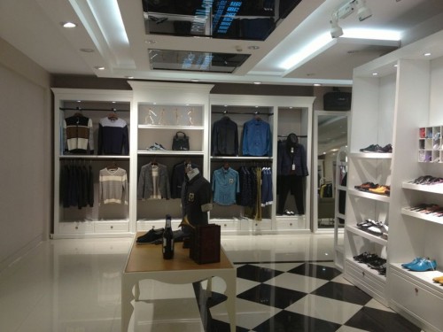 PRMON男装店铺展示